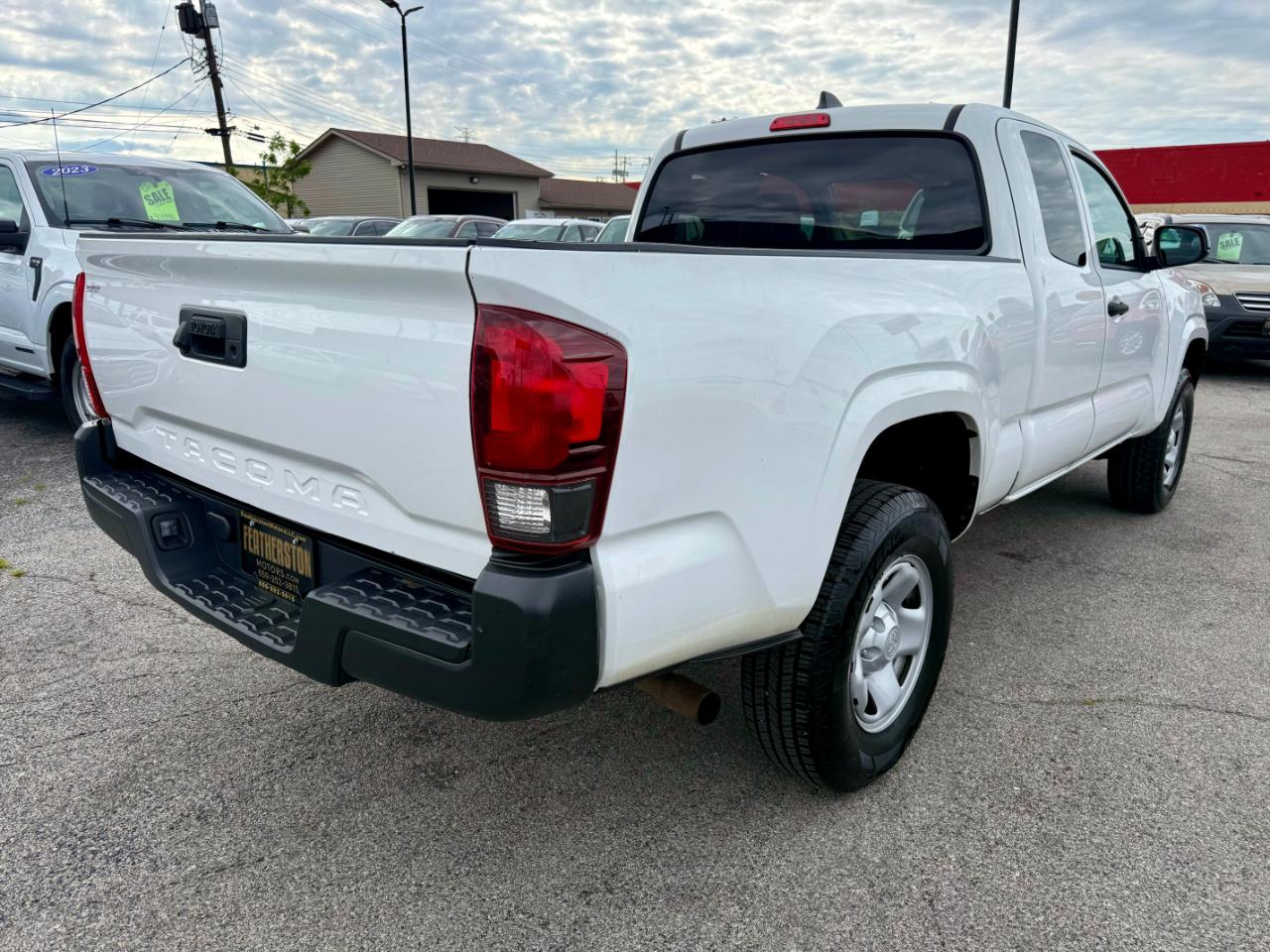 Toyota Tacoma SR Access Cab 2022