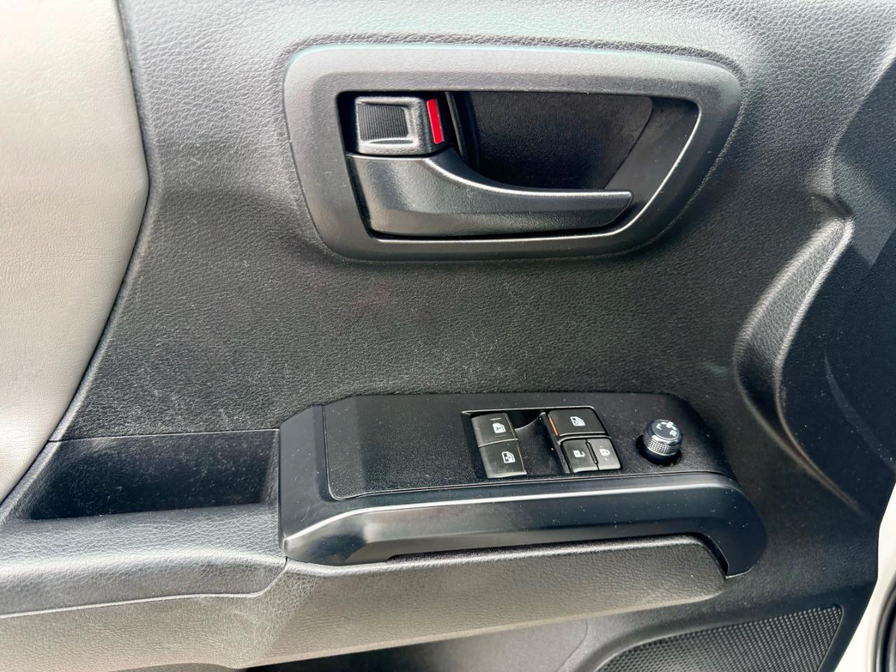 Toyota Tacoma SR Access Cab 2022