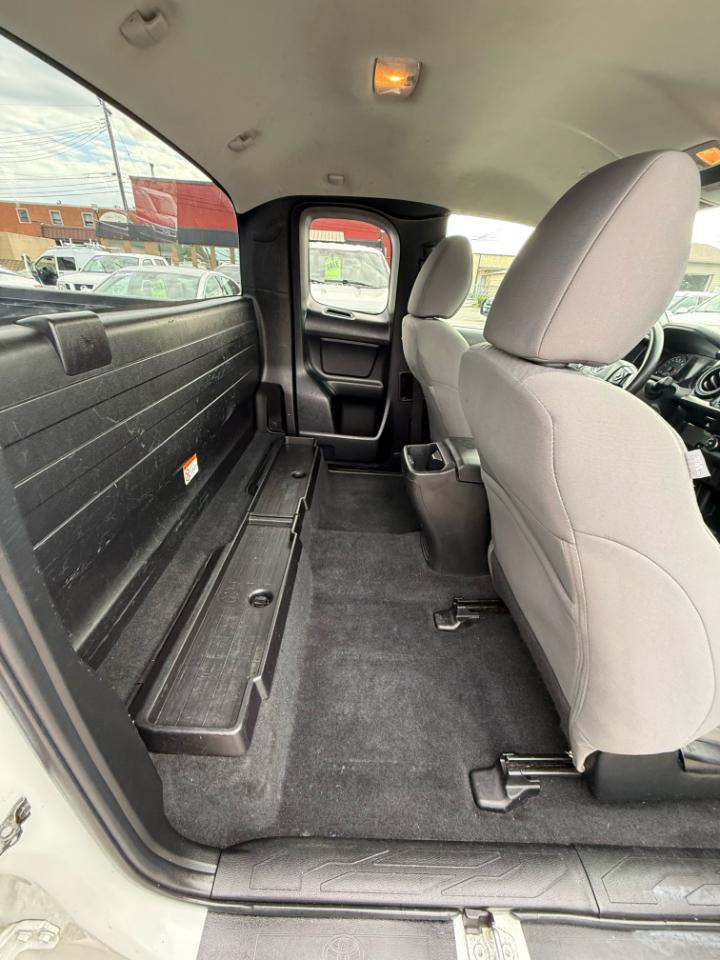 Toyota Tacoma SR Access Cab 2022