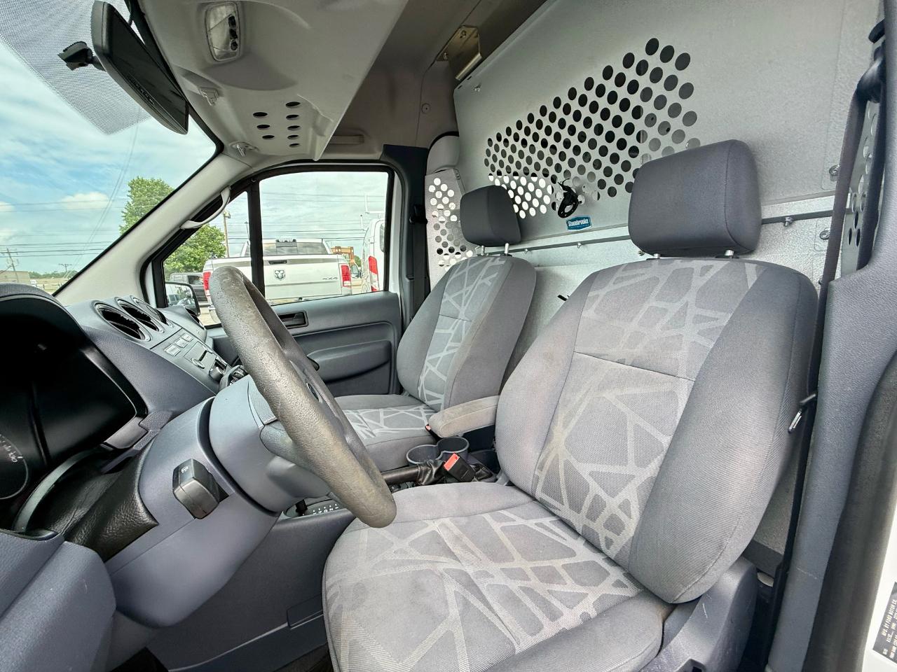 Ford Transit Connect XLT with Side and Rear Door Glass 2012