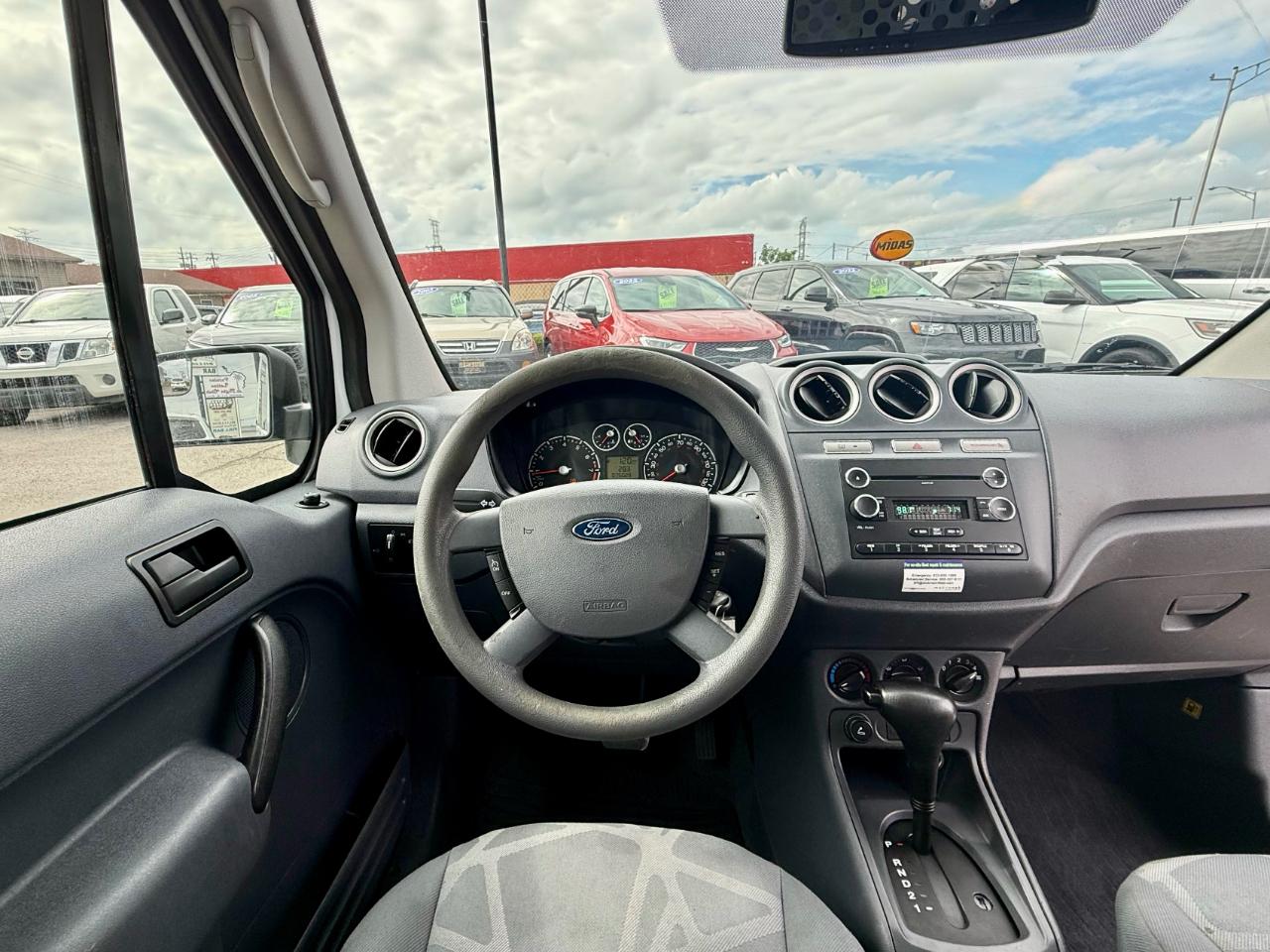 Ford Transit Connect XLT with Side and Rear Door Glass 2012