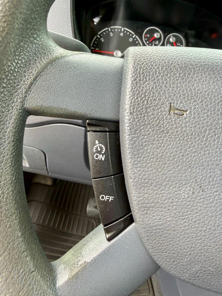 Ford Transit Connect XLT with Side and Rear Door Glass 2012