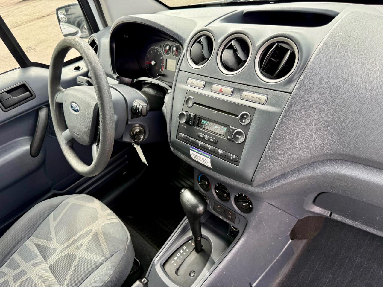 Ford Transit Connect XLT with Side and Rear Door Glass 2012