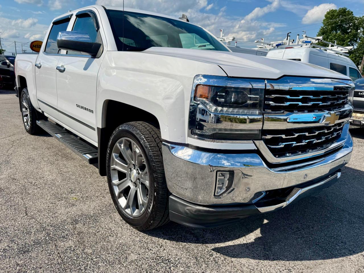 Chevrolet Silverado 1500 LTZ Crew Cab 2017