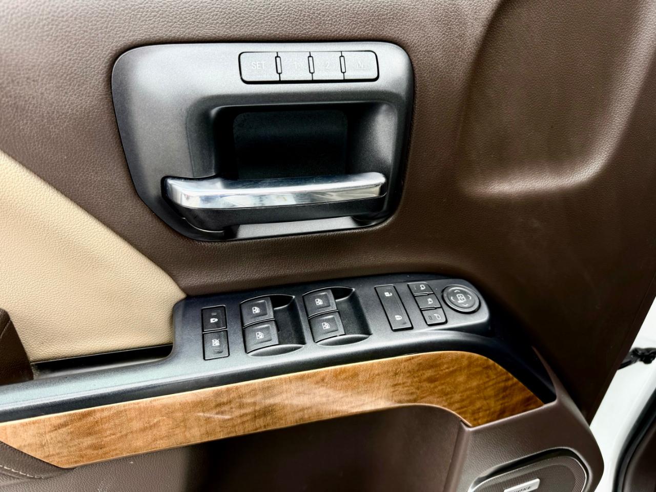 Chevrolet Silverado 1500 LTZ Crew Cab 2017
