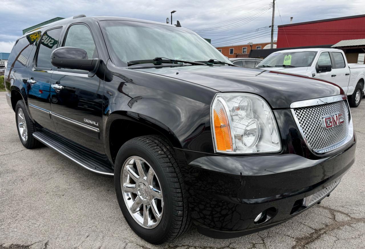 GMC Yukon Denali XL AWD 2010