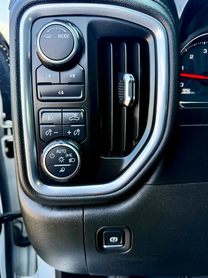 Chevrolet Silverado 2500HD LT Crew Cab Short Bed 4WD 2021