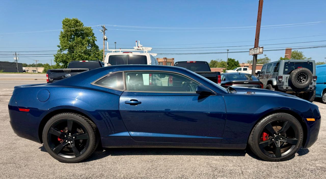 Chevrolet Camaro LT1 Coupe 2011
