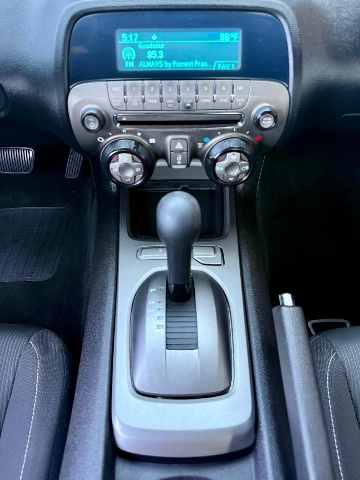 Chevrolet Camaro LT1 Coupe 2011