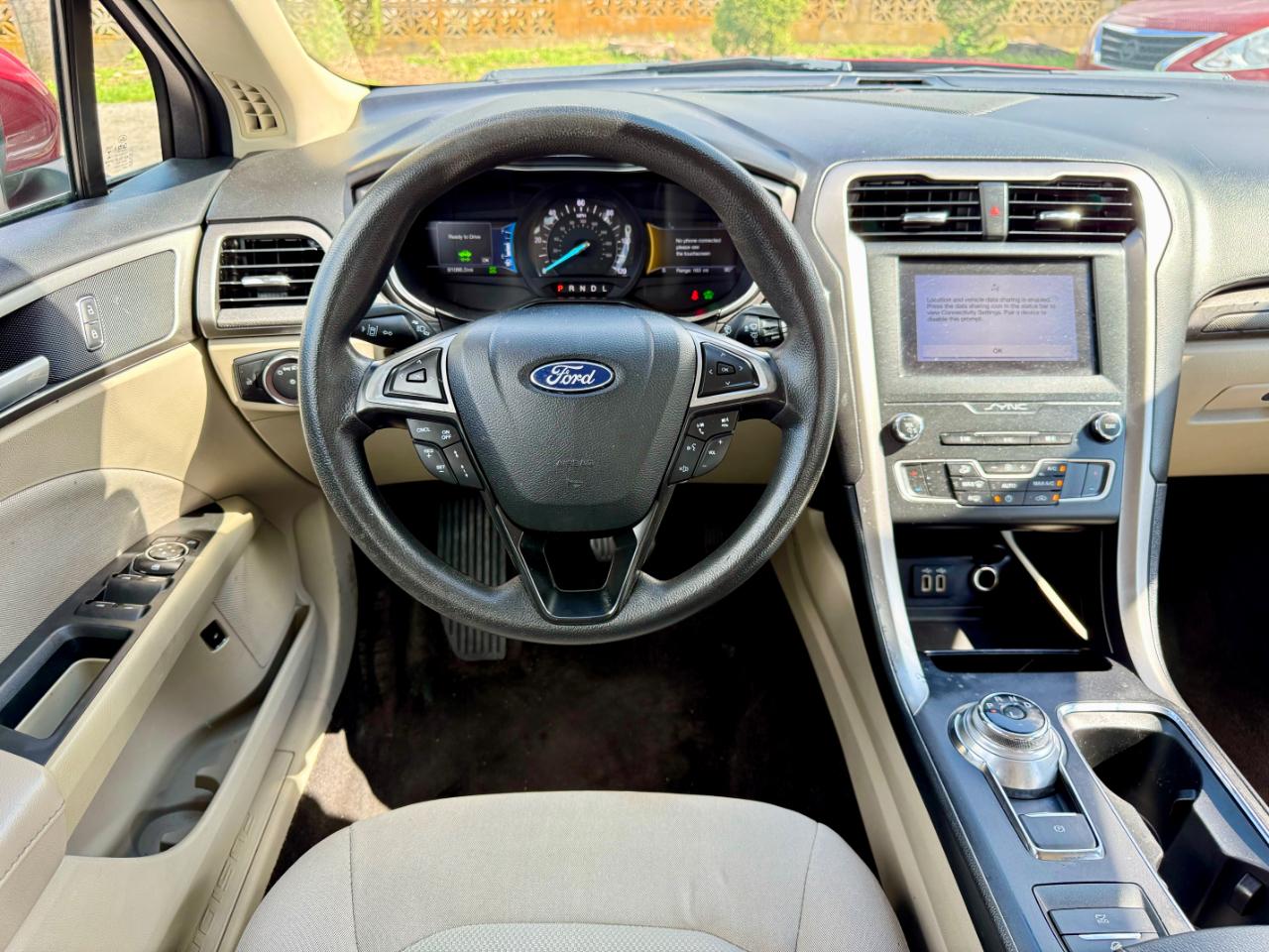 Ford Fusion Hybrid SE 2019