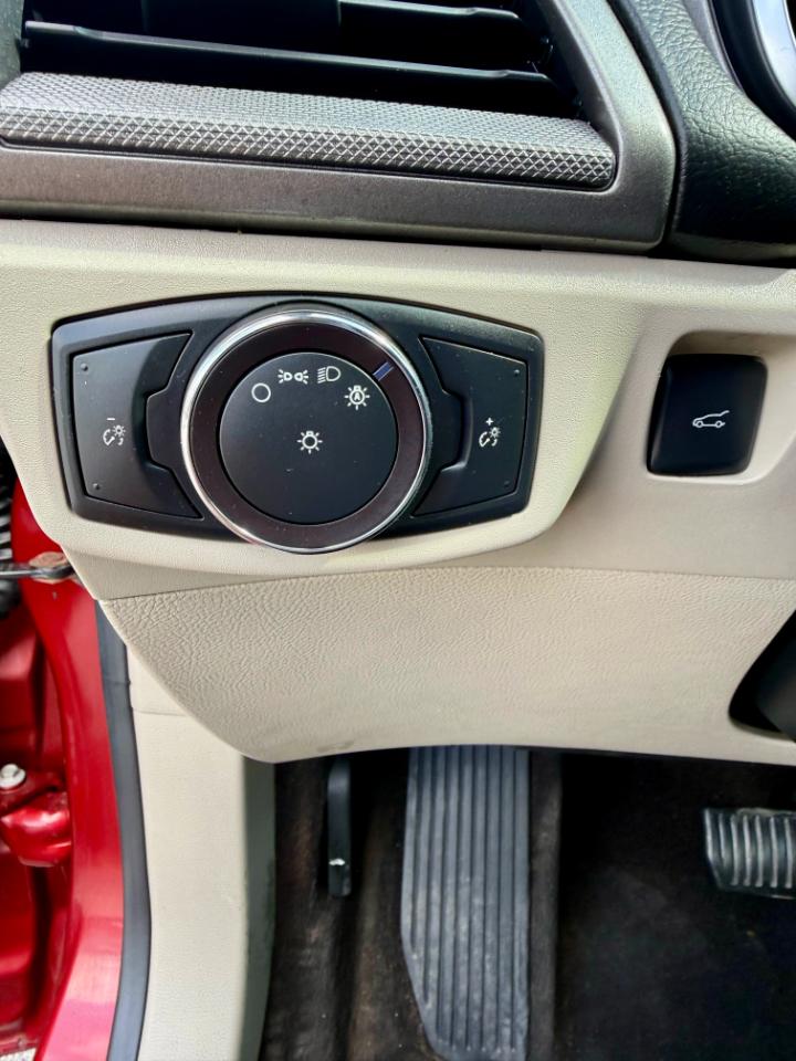 Ford Fusion Hybrid SE 2019