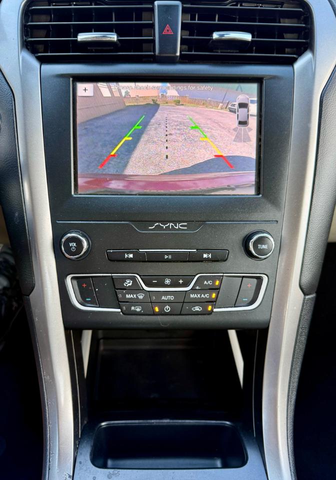 Ford Fusion Hybrid SE 2019