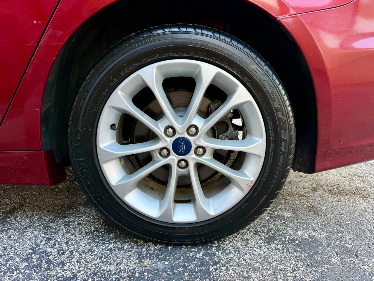 Ford Fusion Hybrid SE 2019