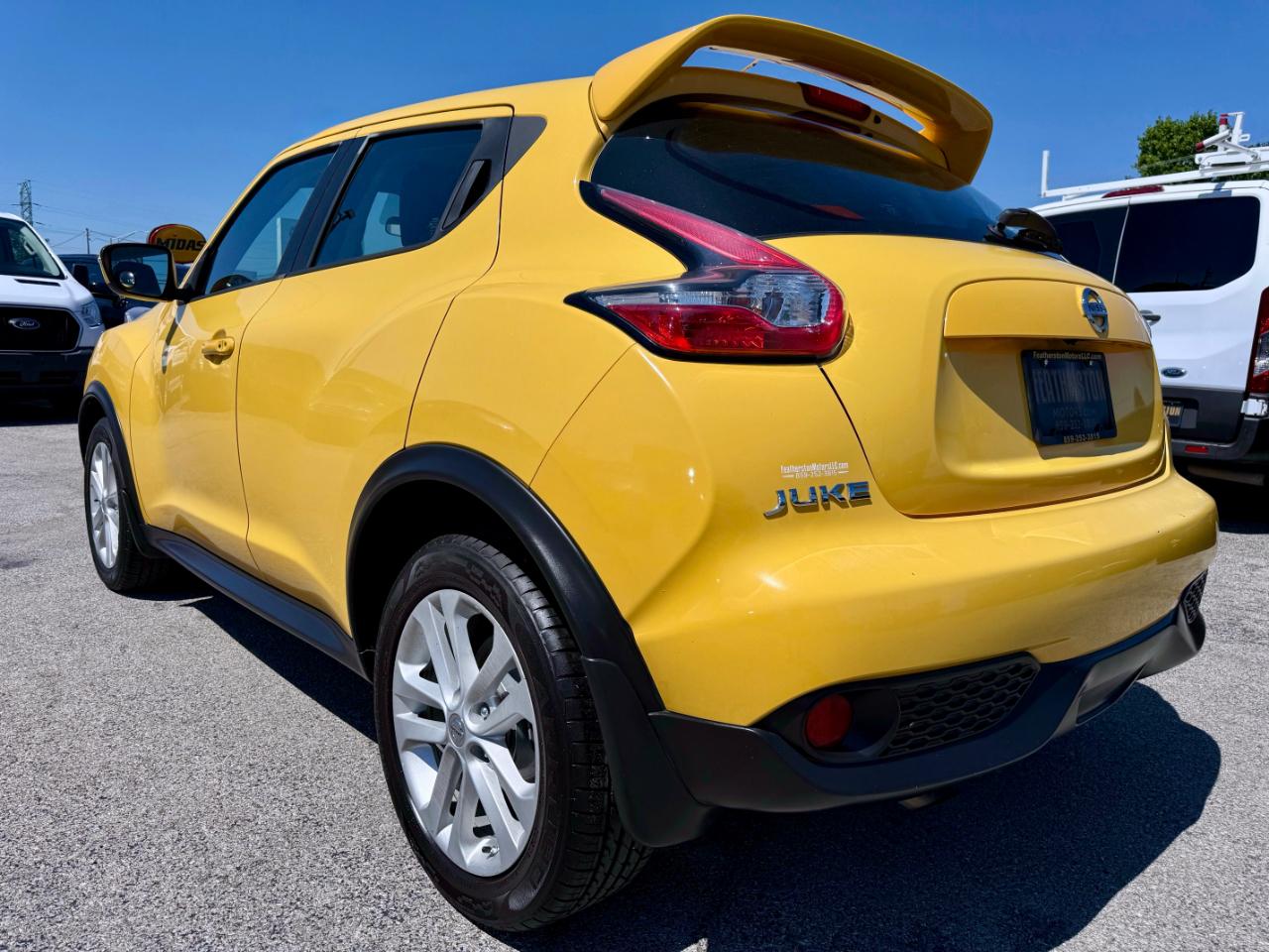 Nissan Juke S 4D Hatchback 2015