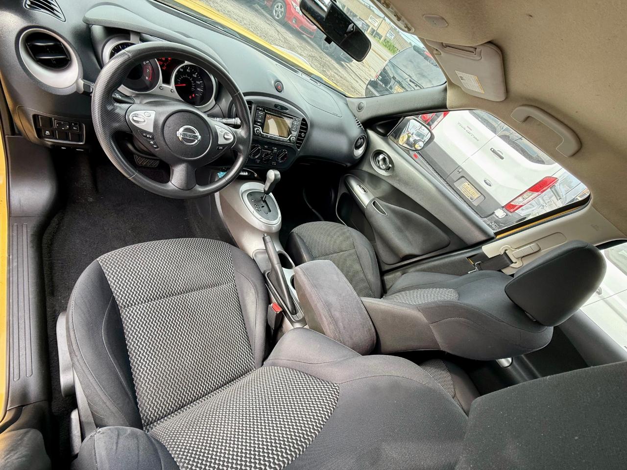 Nissan Juke S 4D Hatchback 2015