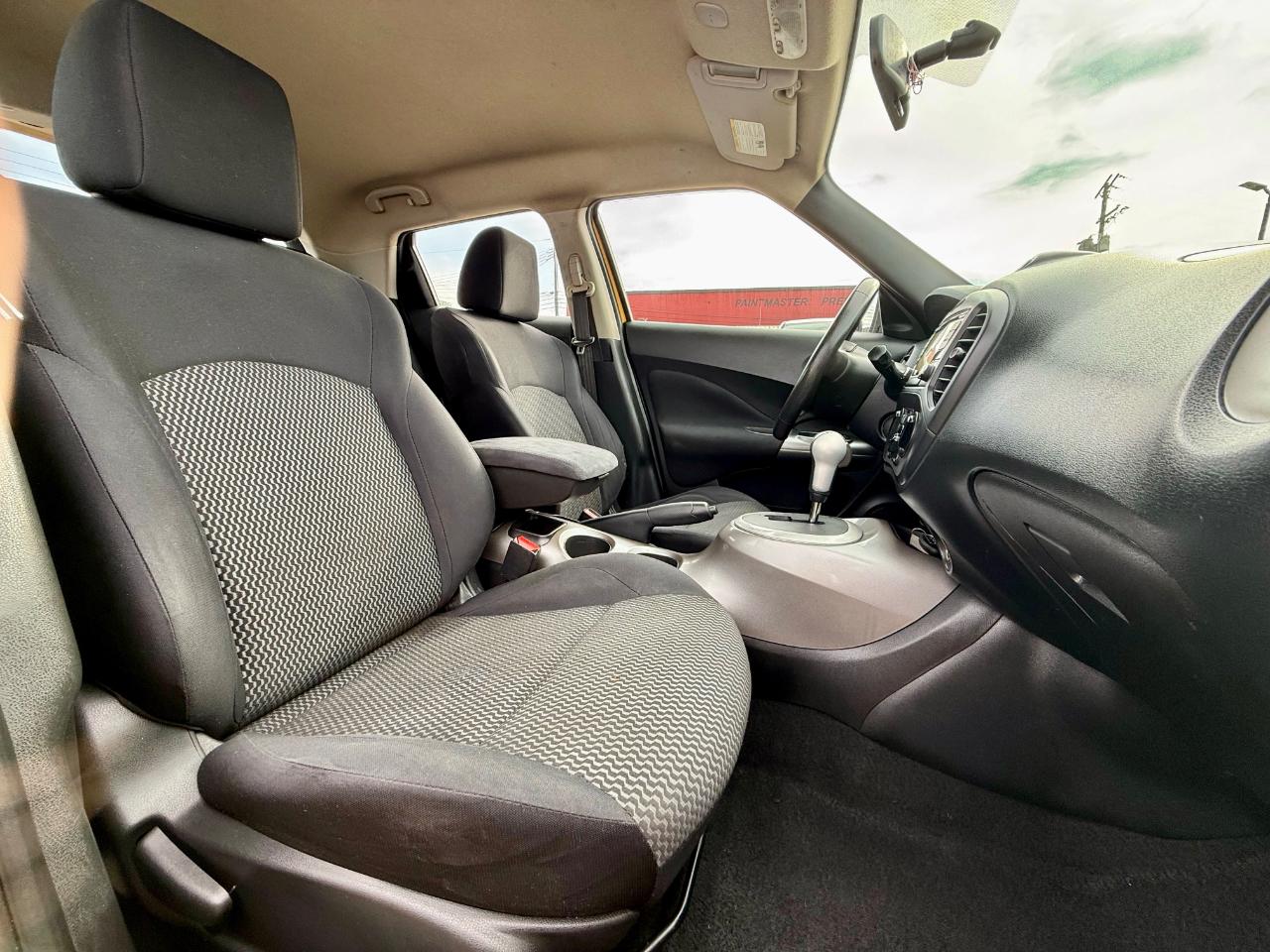 Nissan Juke S 4D Hatchback 2015