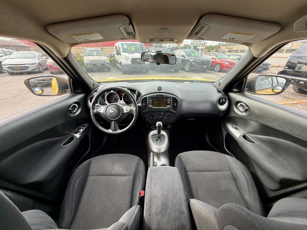 Nissan Juke S 4D Hatchback 2015