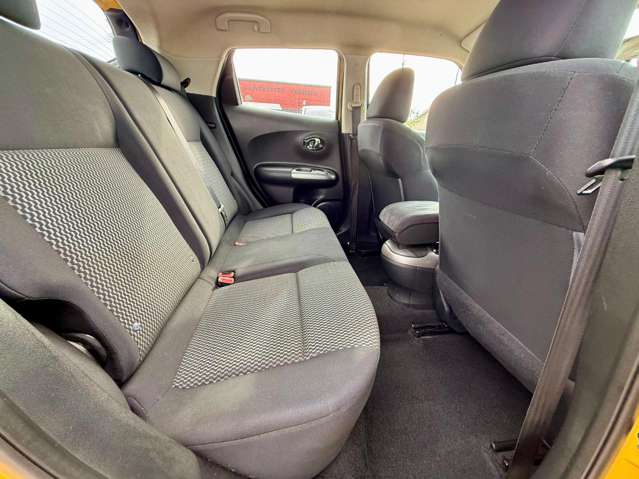 Nissan Juke S 4D Hatchback 2015