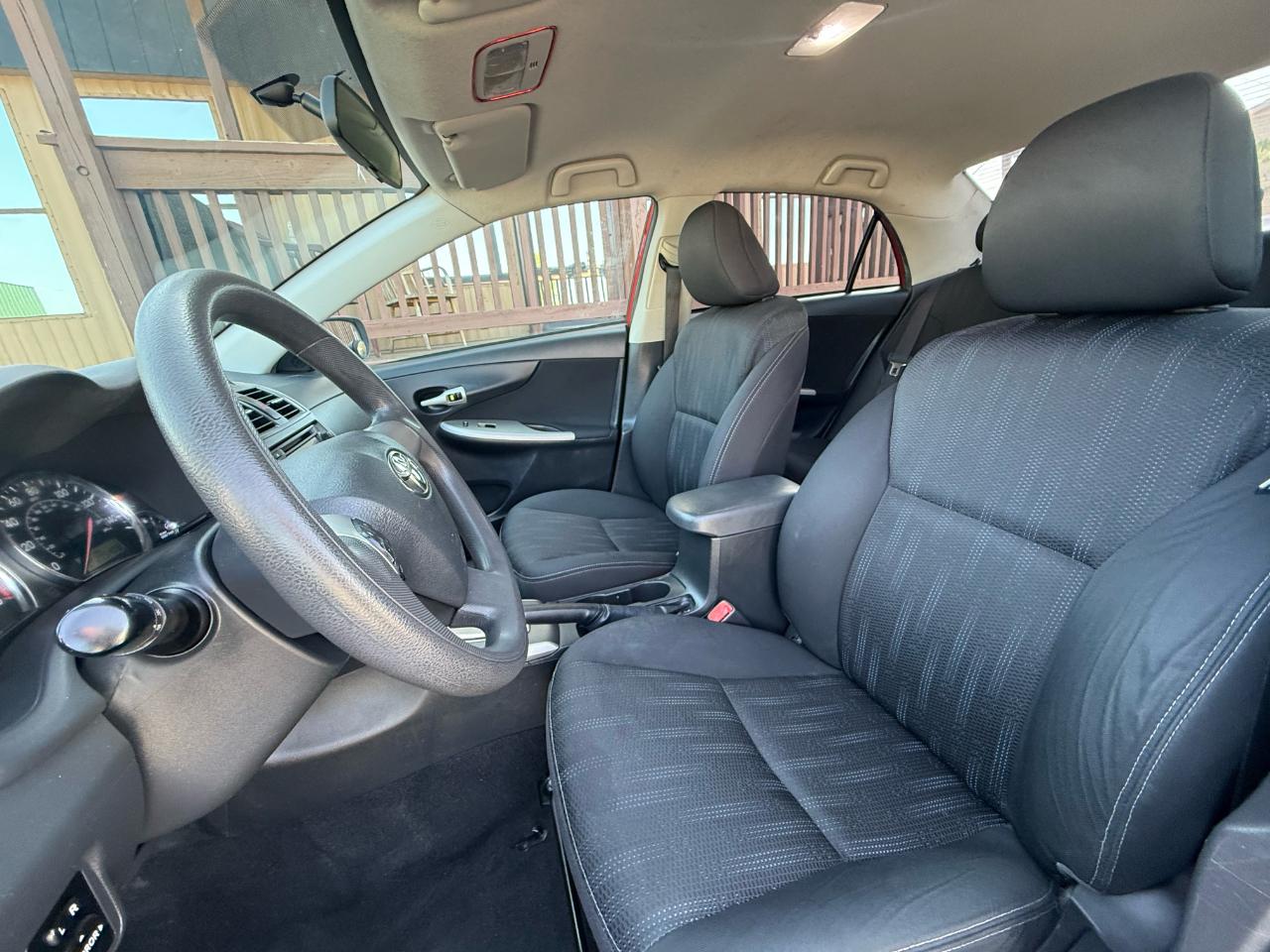 Toyota Corolla S 4D Sedan 2013
