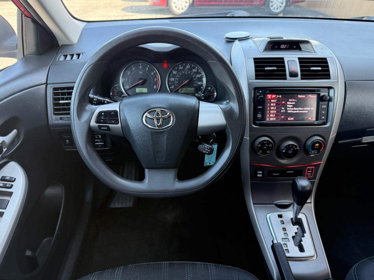 Toyota Corolla S 4D Sedan 2013