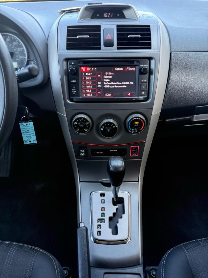 Toyota Corolla S 4D Sedan 2013
