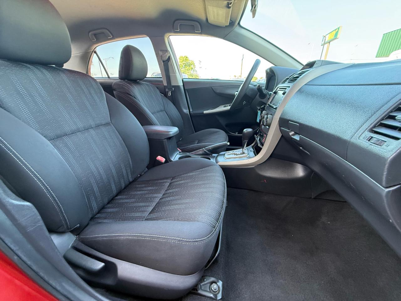Toyota Corolla S 4D Sedan 2013
