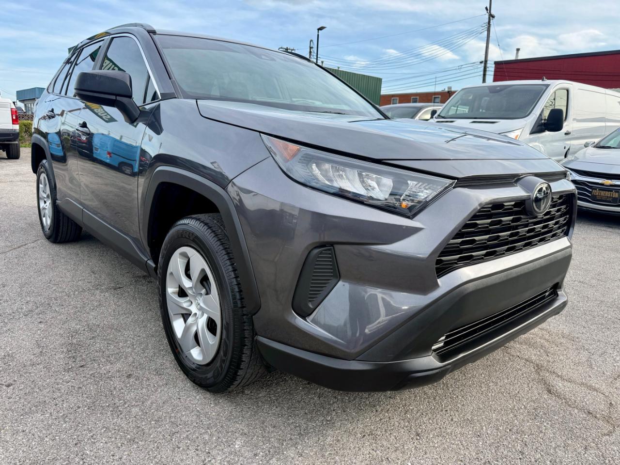 Toyota RAV4 LE 2021