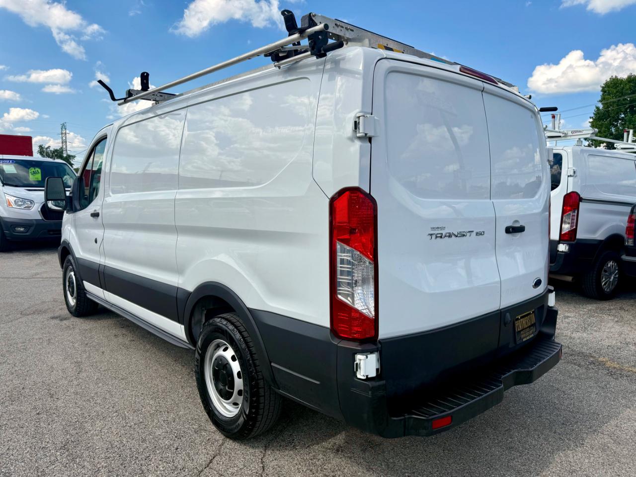 Ford Transit 150 Van Low Roof 60/40 Pass. 130-in. WB 2019