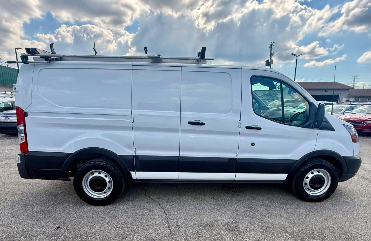 Ford Transit 150 Van Low Roof 60/40 Pass. 130-in. WB 2019