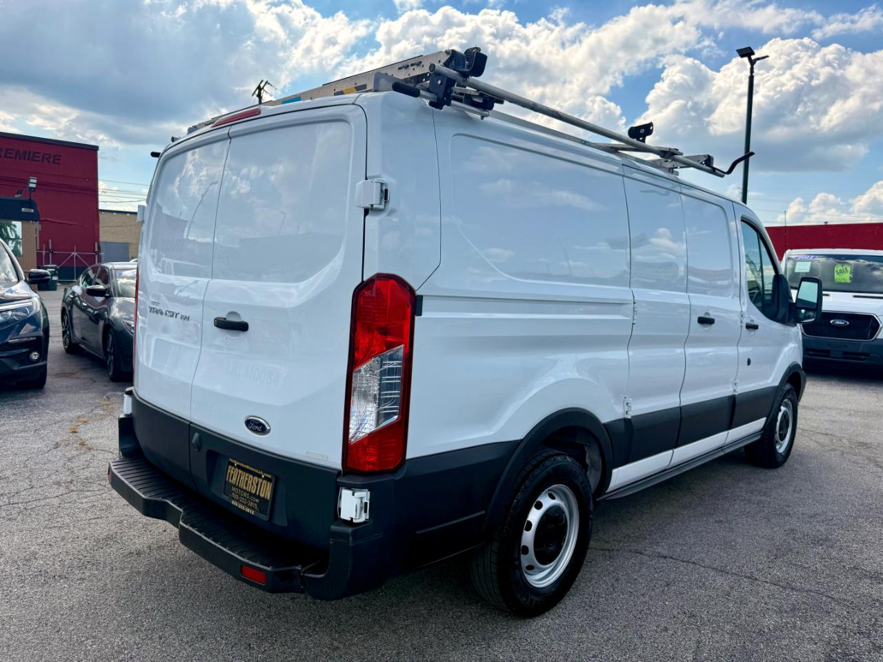 Ford Transit 150 Van Low Roof 60/40 Pass. 130-in. WB 2019