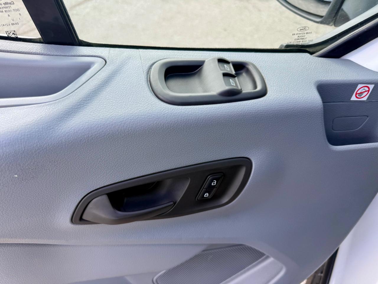 Ford Transit 150 Van Low Roof 60/40 Pass. 130-in. WB 2019