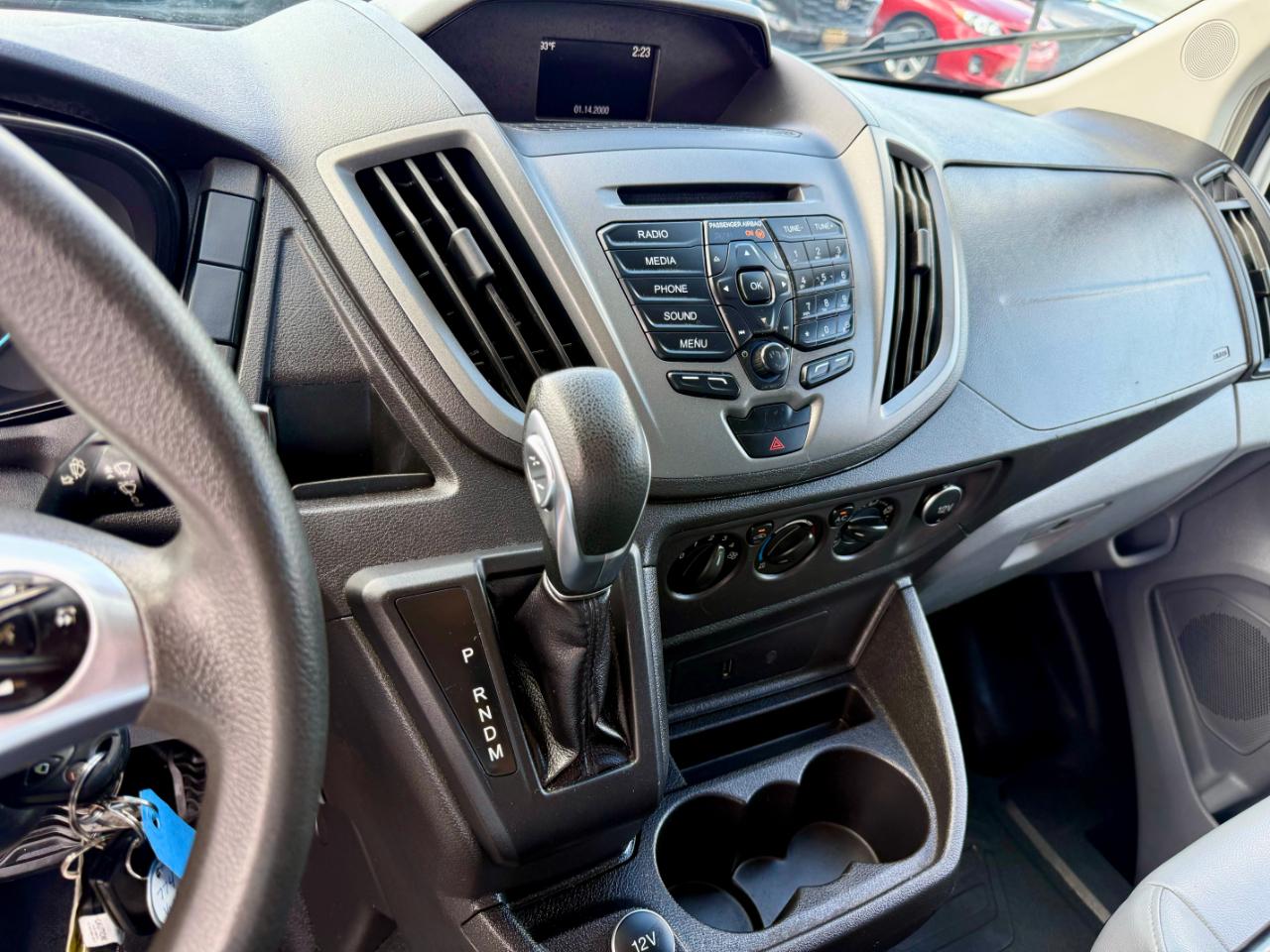 Ford Transit 150 Van Low Roof 60/40 Pass. 130-in. WB 2019