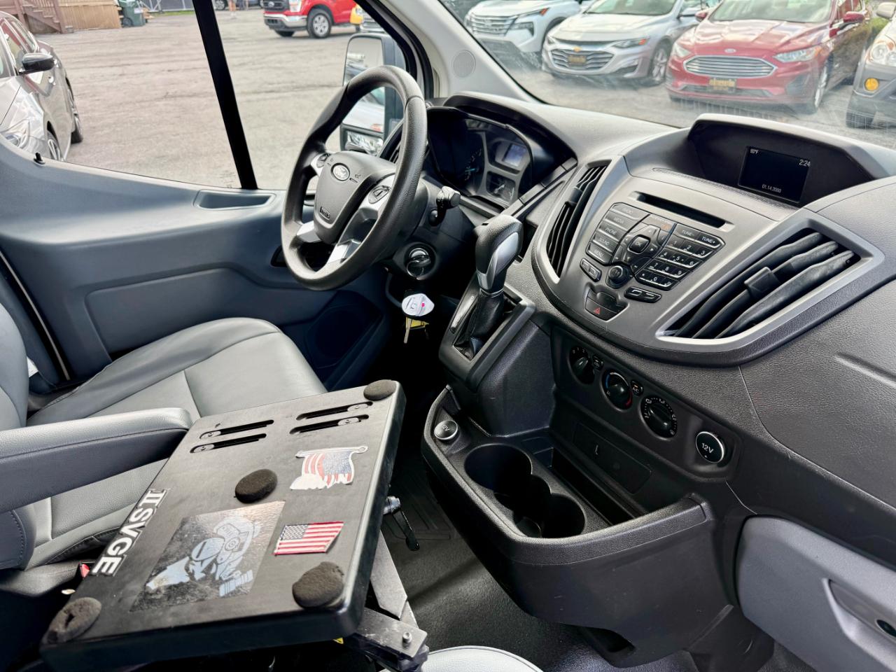 Ford Transit 150 Van Low Roof 60/40 Pass. 130-in. WB 2019