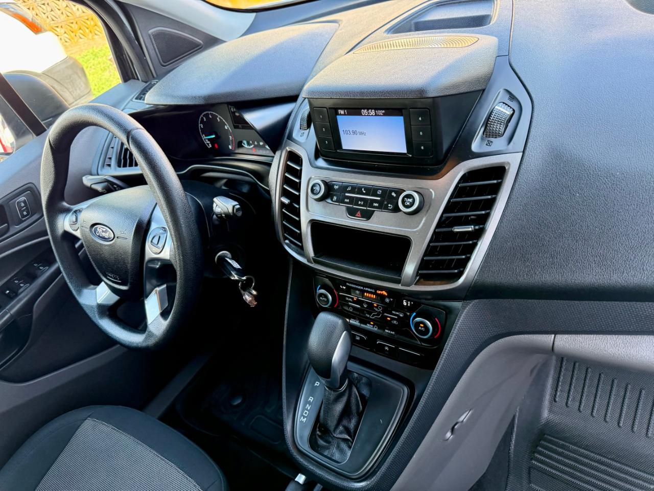 Ford Transit Connect Wagon XL LWB 2022