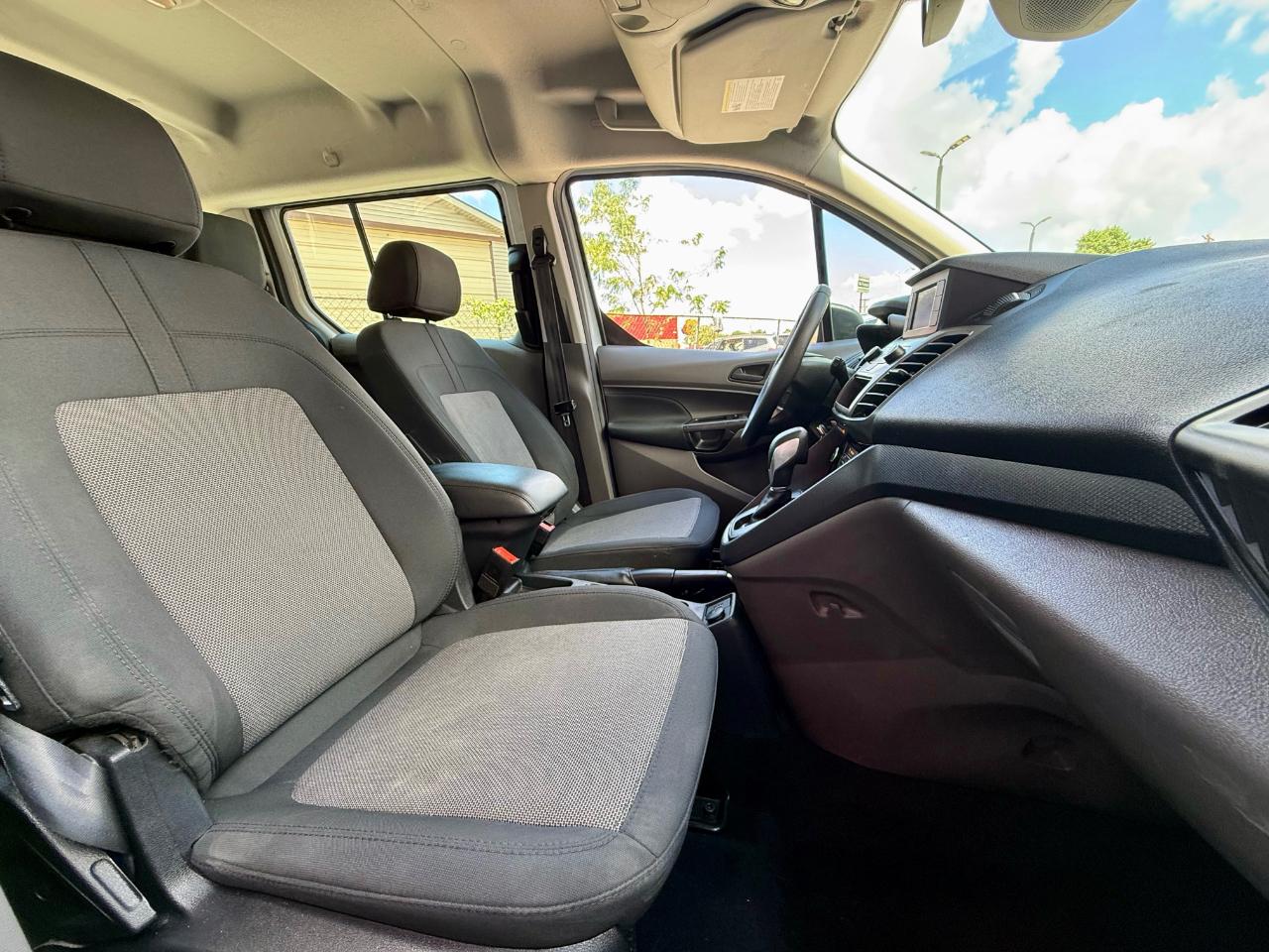 Ford Transit Connect Wagon XL LWB 2022