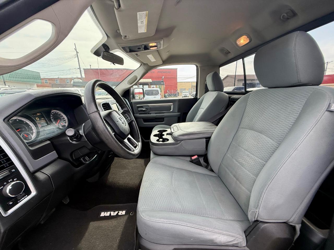 RAM 1500 SLT LWB 4WD 2017