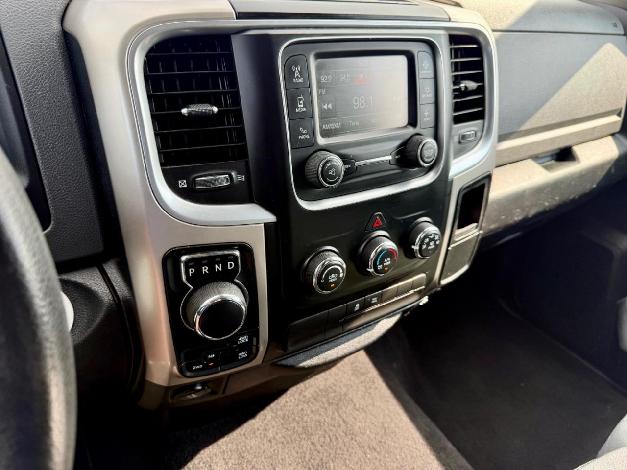 RAM 1500 SLT LWB 4WD 2017
