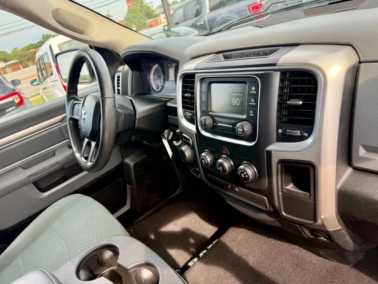 RAM 1500 SLT LWB 4WD 2017
