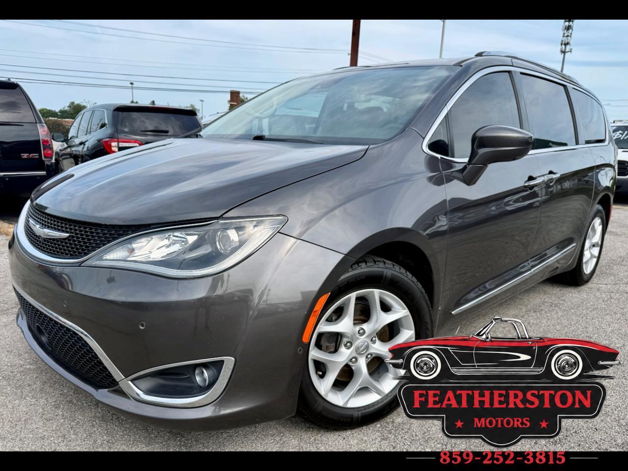 2017 Chrysler Pacifica Touring-L Plus