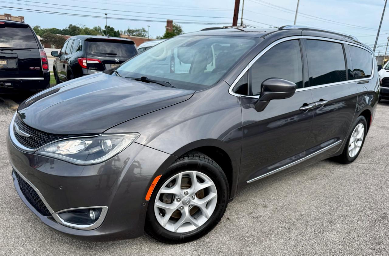 Chrysler Pacifica Touring-L Plus 2017