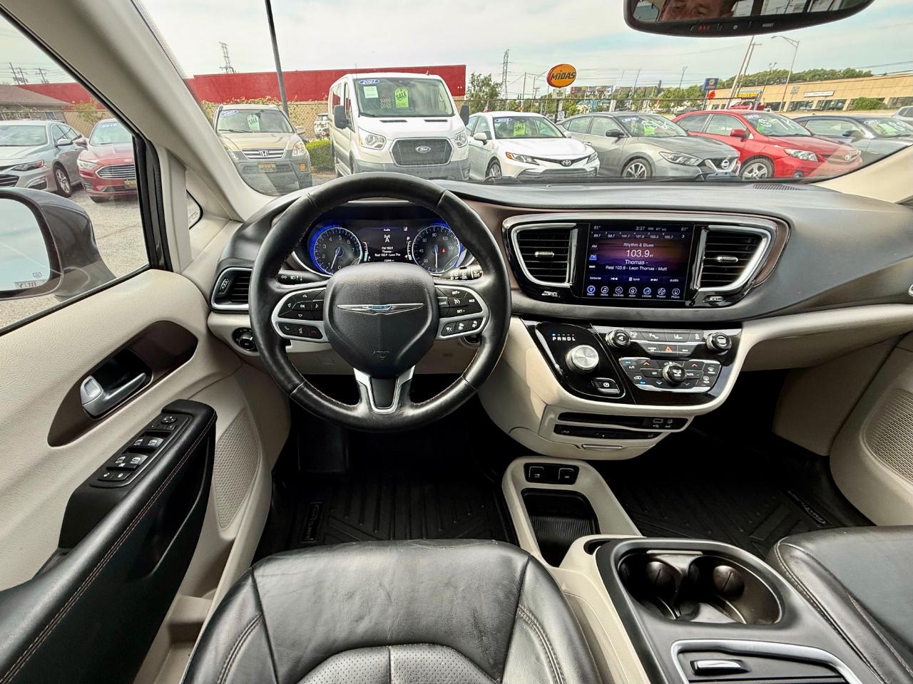 Chrysler Pacifica Touring-L Plus 2017