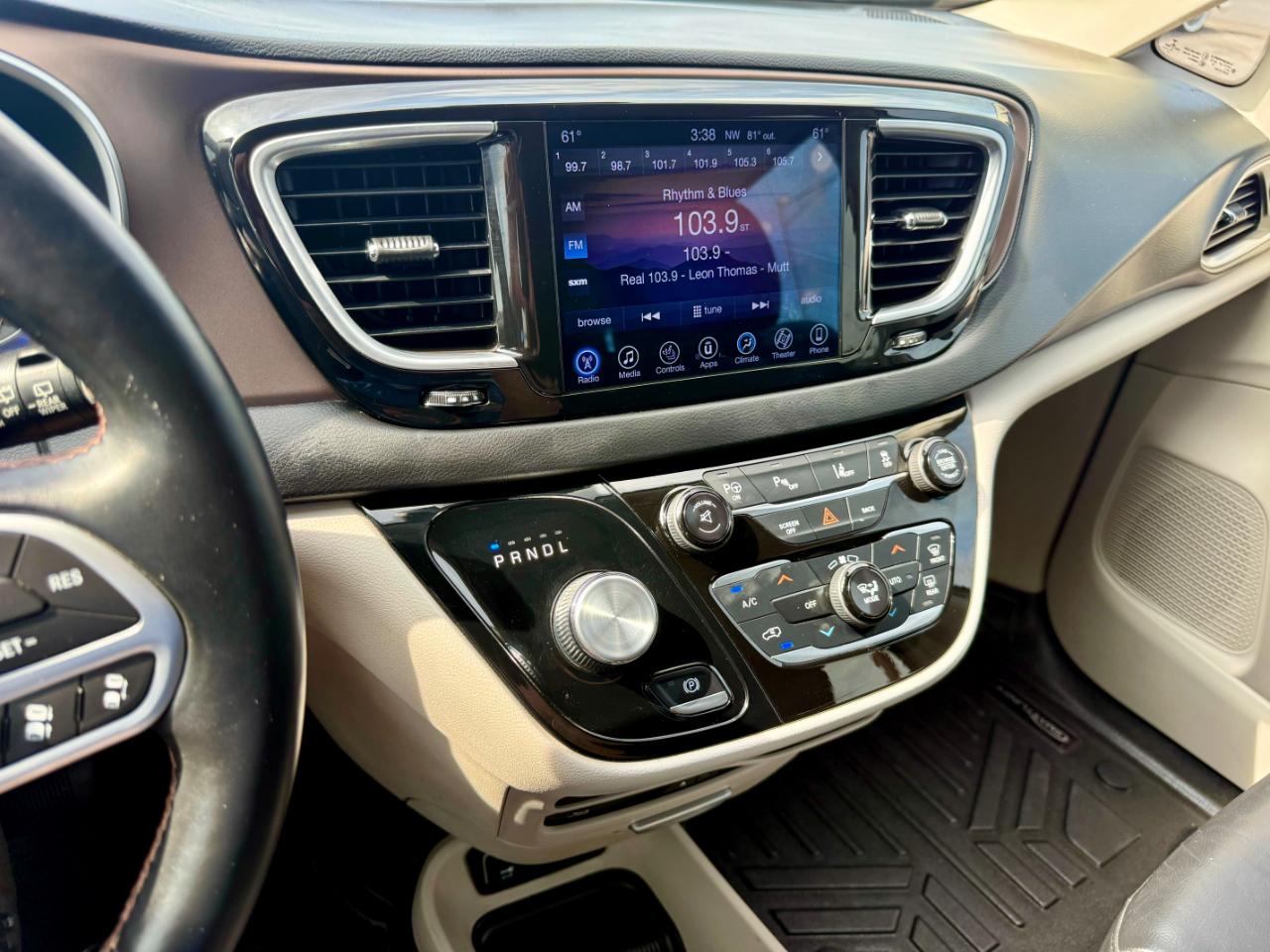 Chrysler Pacifica Touring-L Plus 2017