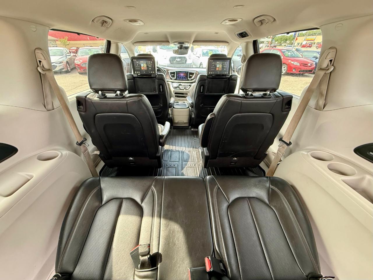 Chrysler Pacifica Touring-L Plus 2017