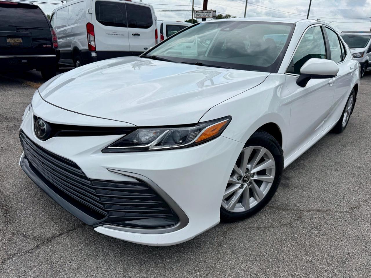 Toyota Camry LE 2022