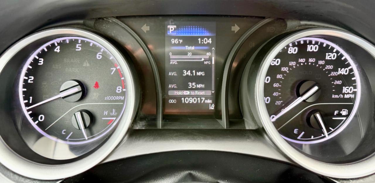 Toyota Camry LE 2022