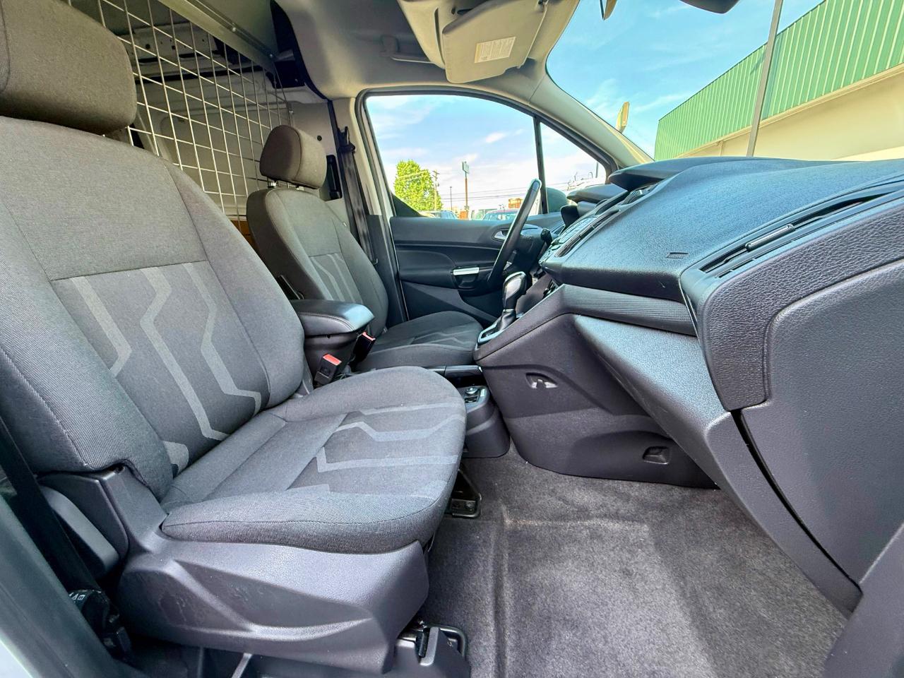 Ford Transit Connect Cargo Van XLT LWB w/Rear Liftgate 2018