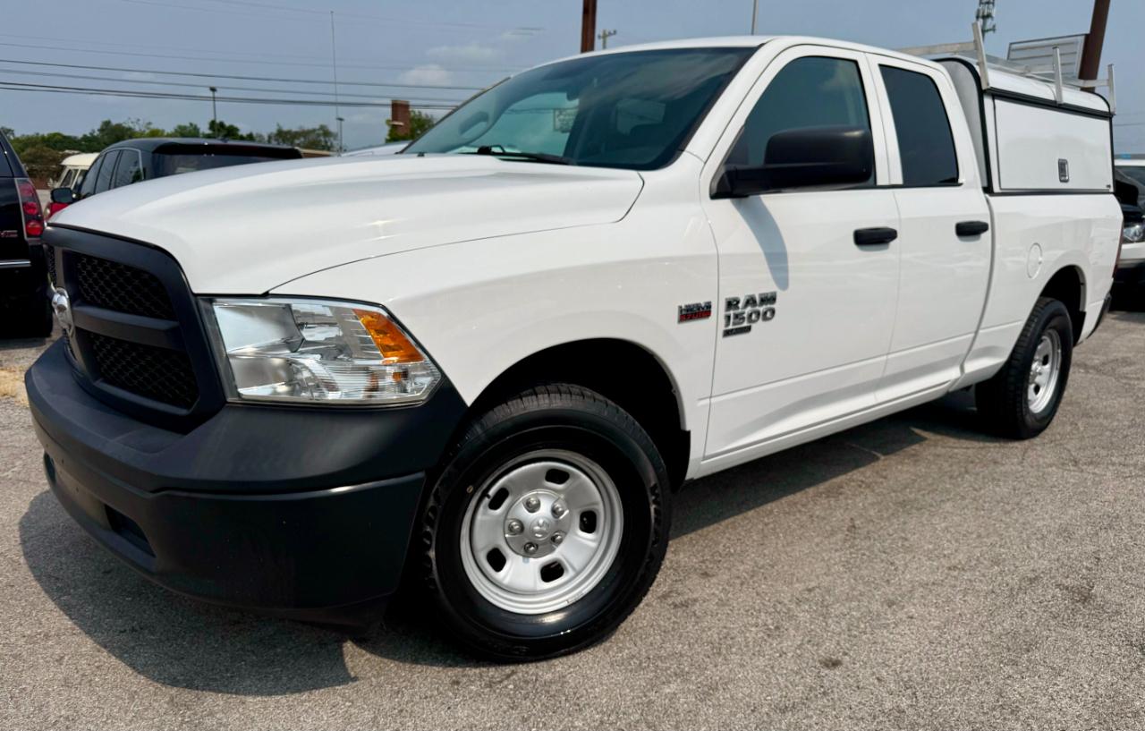 RAM 1500 Classic Tradesman Quad Cab 4WD 2022