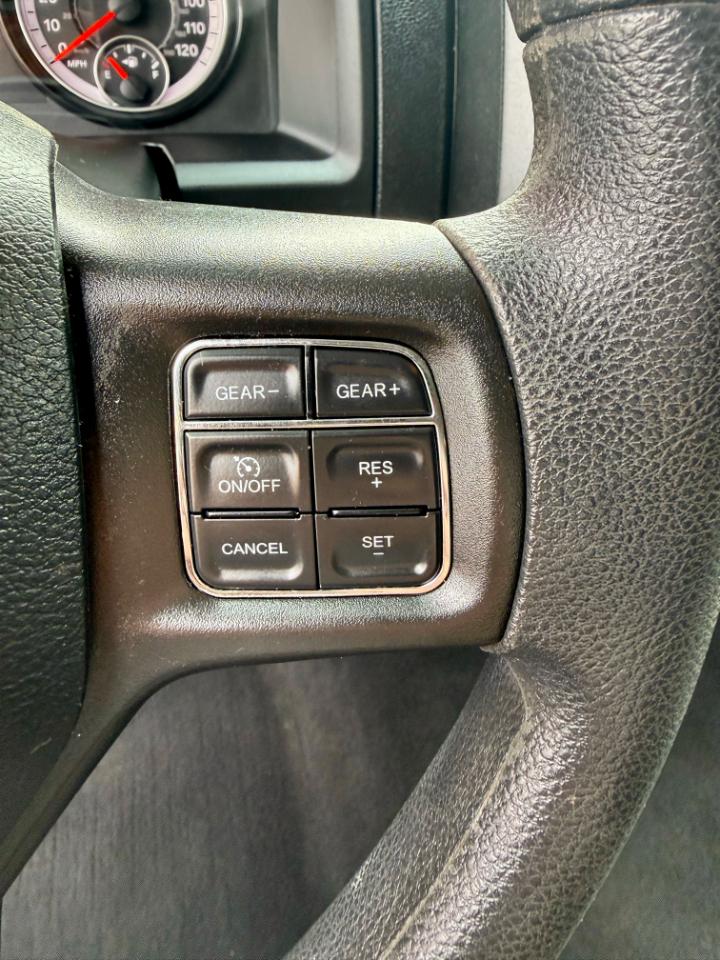 RAM 1500 Classic Tradesman Quad Cab 4WD 2022