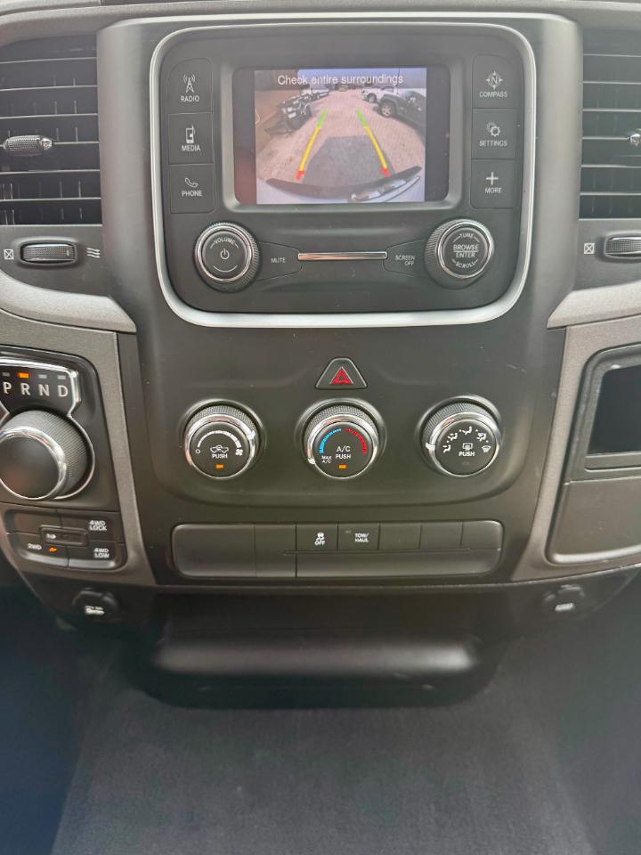 RAM 1500 Classic Tradesman Quad Cab 4WD 2022