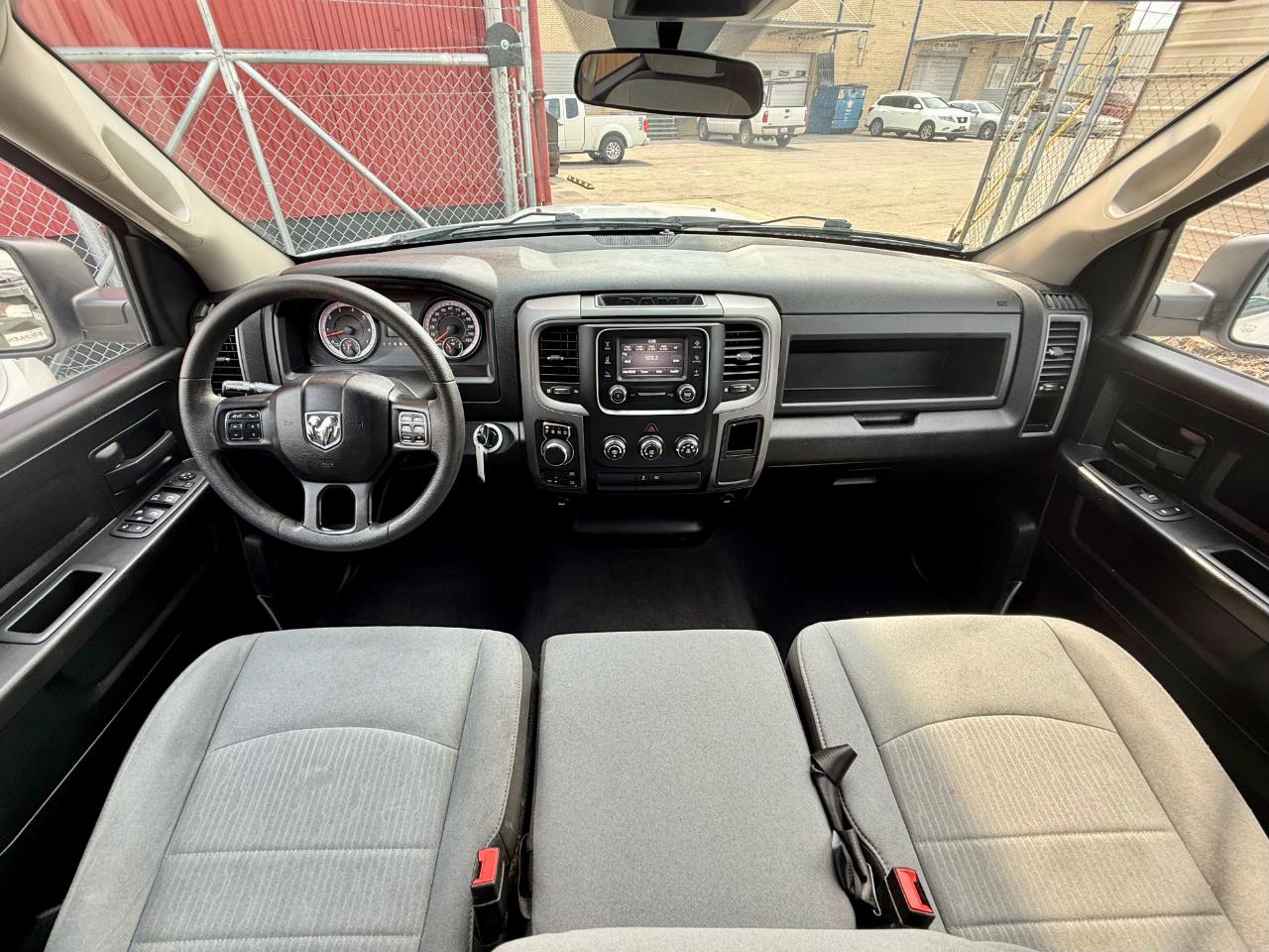 RAM 1500 Classic Tradesman Quad Cab 4WD 2022